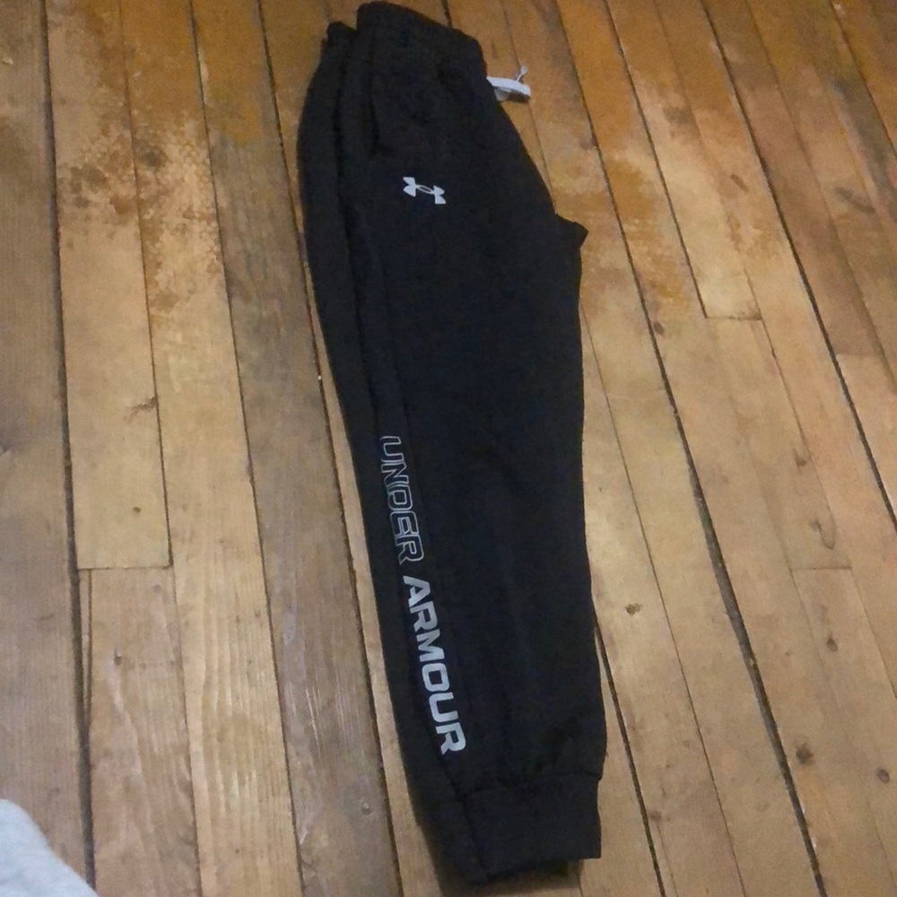 Under armour sweatpants